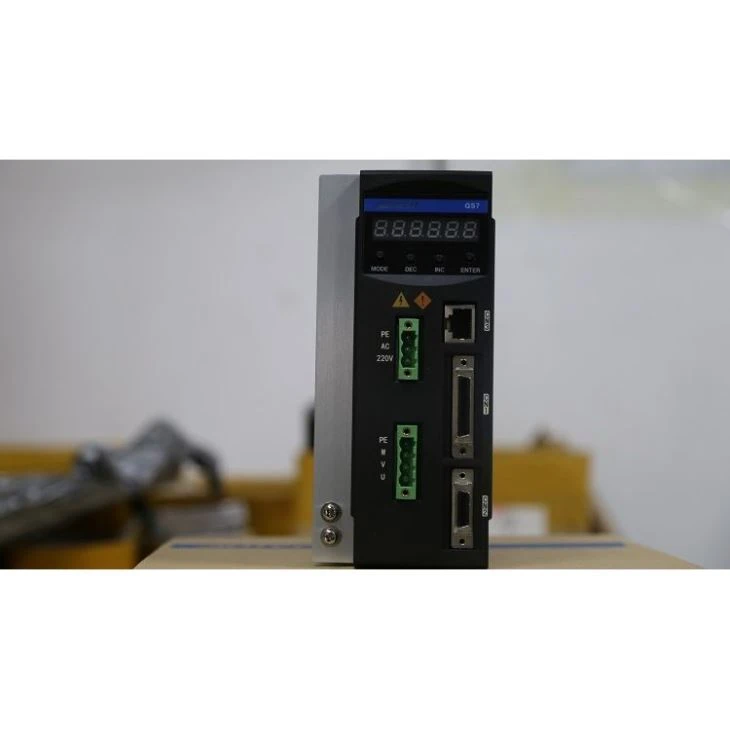 0.75kw Ac 220v Servo conducător auto